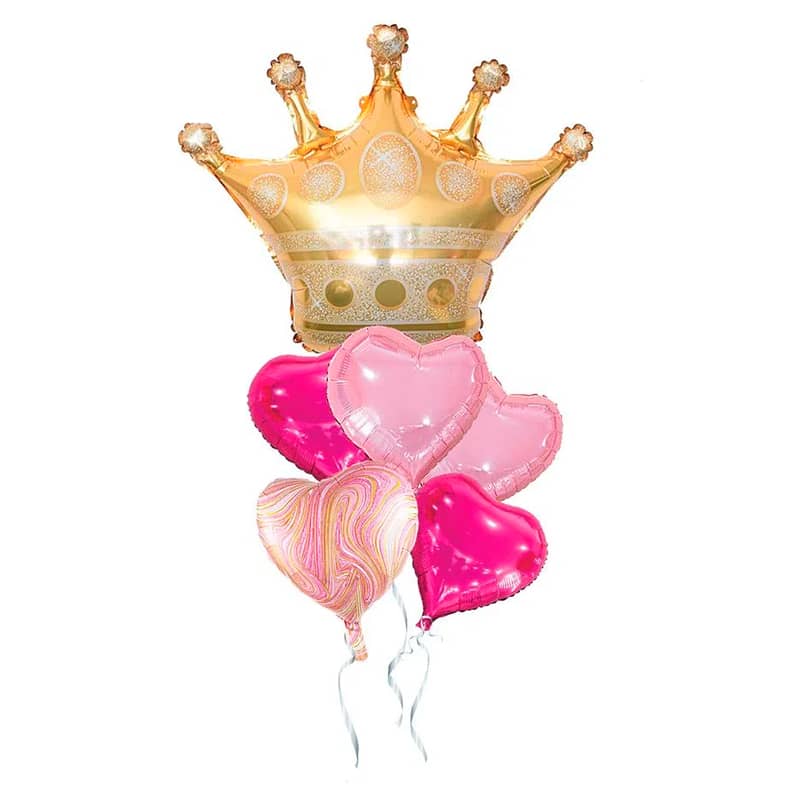 Corona dorada con corazones de purpurina rosa · Creative Fabrica